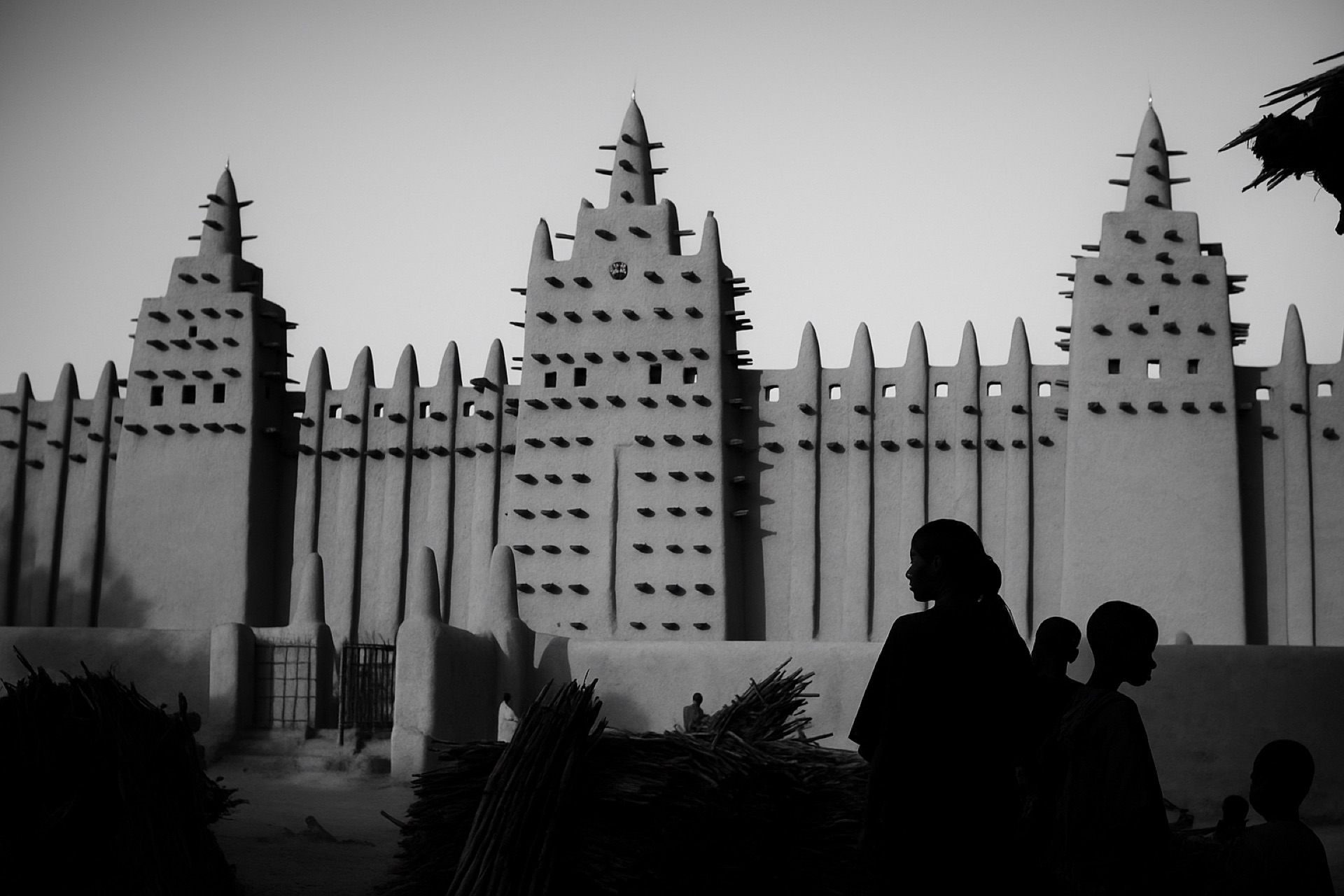 Historic earthen architecture, heritage standing through time